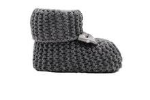 Lade das Bild in den Galerie-Viewer, Baby Schuhe / Patik