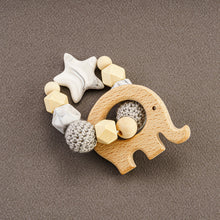 Lade das Bild in den Galerie-Viewer, Greifling - Kleiner Elefant 3

